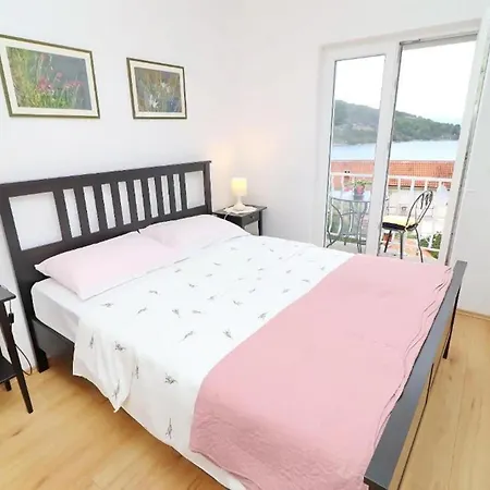 Apartament Nodilo *